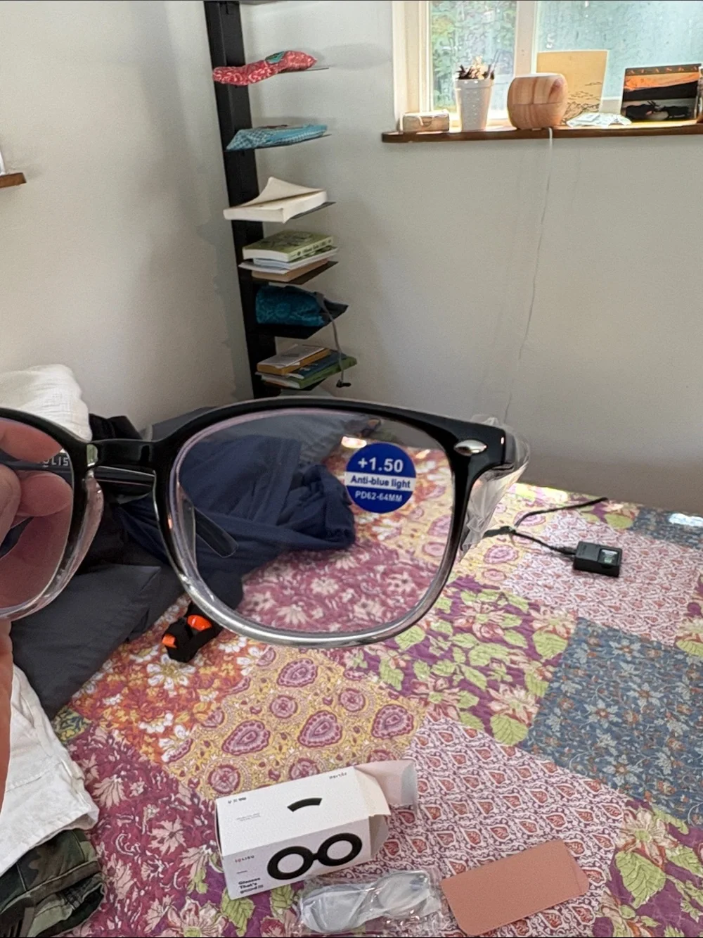 BRAND NEW 4 Reading Glasses +1.5 with anti light and cases